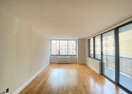 West 48th Street - Photo 1