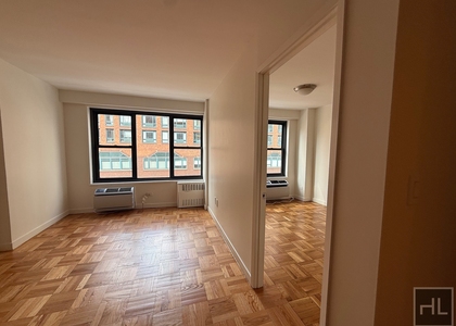 Fourth Avenue - Photo 1