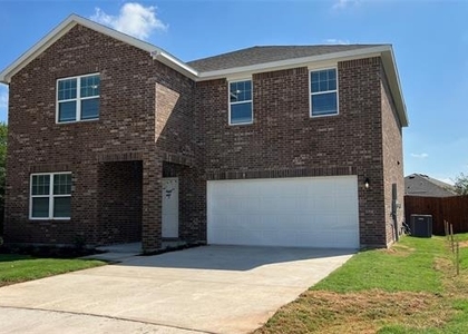702 Camden Drive - Photo 1