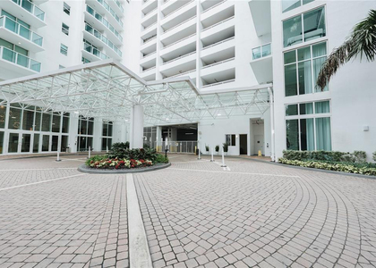 41 Se 5th Street - Photo 1