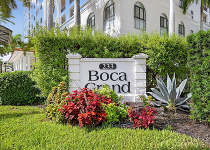 233 S Federal Highway - Photo 1