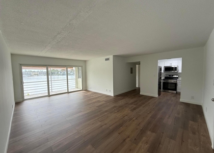 412 Northlake Court - Photo 1