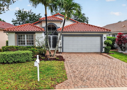 5256 Glenville Drive - Photo 1