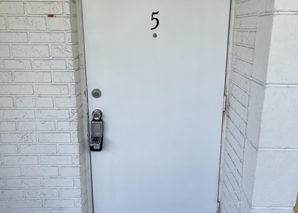 440 Se 2nd Avenue - Photo 1