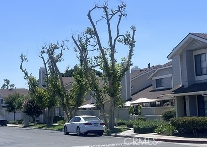 1700 W Cerritos - Photo 1