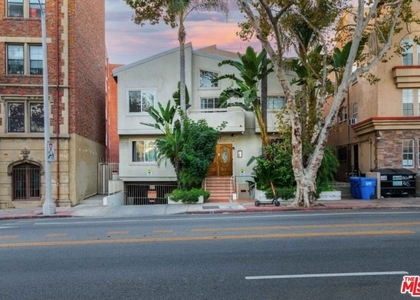 607 N Rossmore Avenue - Photo 1