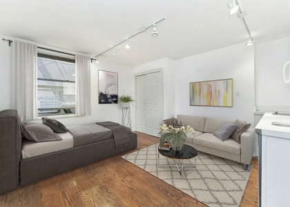 224 W 13th Street - Photo 1