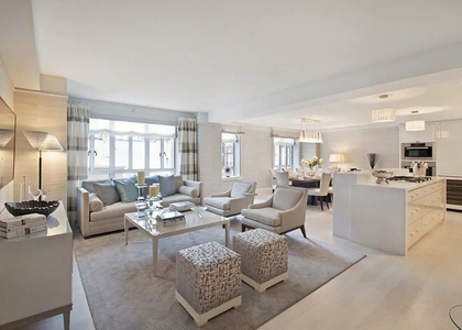 21 E 61st Street - Photo 1