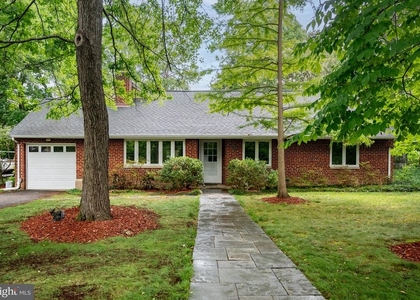 8023 Washington Avenue - Photo 1
