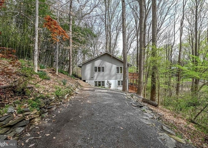 1328 Potomac School Road - Photo 1