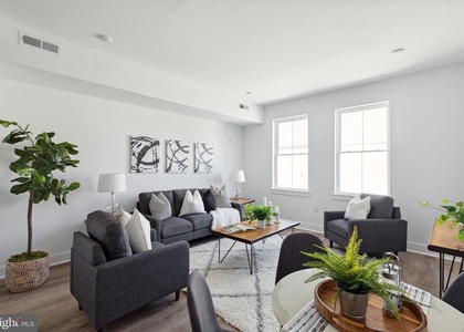 1439 Federal Street - Photo 1