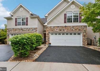 17 Miller Circle - Photo 1