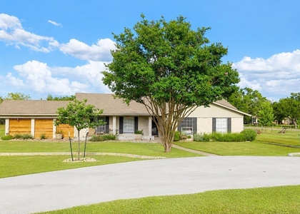 301 Retha Dr - Photo 1