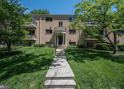 10667 Montrose Avenue - Photo 1