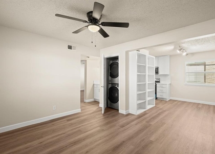 2408 Longview St - Photo 1