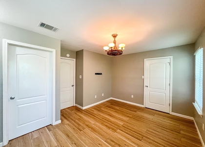 298 Jack Rabbit Ln - Photo 1