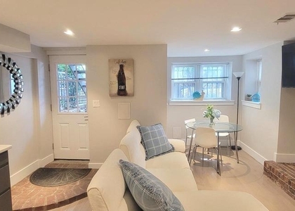 41 Q Street Nw - Photo 1