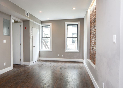 1565 Lincoln Pl  - Photo 1