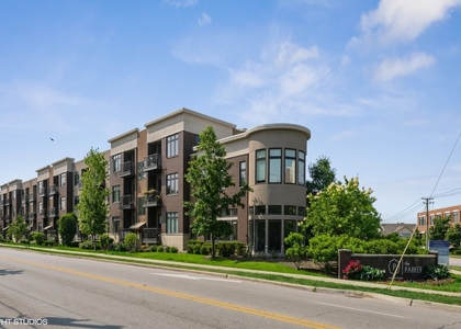500 N Northwest Highway - Photo 1