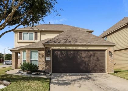7215 Fox Scene Drive - Photo 1
