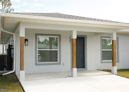 917 Graystone Avenue - Photo 1