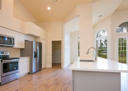 3660 31st Avenue Sw - Photo 1