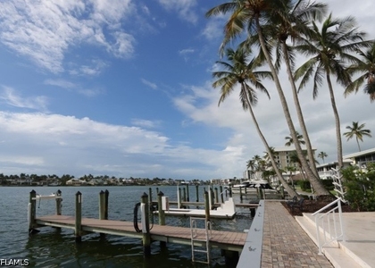 2850 Gulf Shore Boulevard N - Photo 1