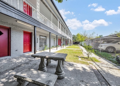 3040 Golfcrest Boulevard - Photo 1