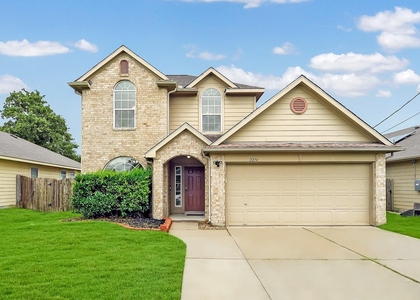 2214 Shady Pine Drive - Photo 1
