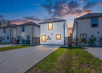 8124 Sterlingshire Street - Photo 1
