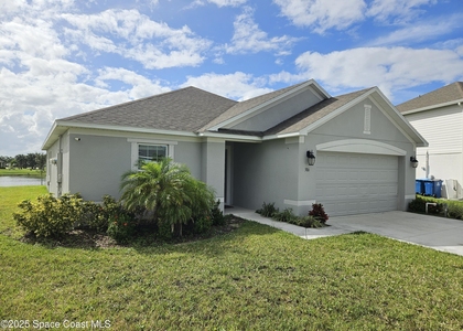 586 Cooper Court Sw - Photo 1