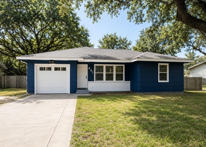 411 Frankie Street - Photo 1