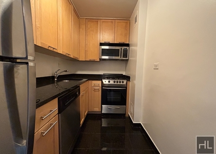 East 16 Avenue - Photo 1
