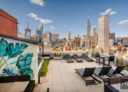 West 34th Street - Photo 1