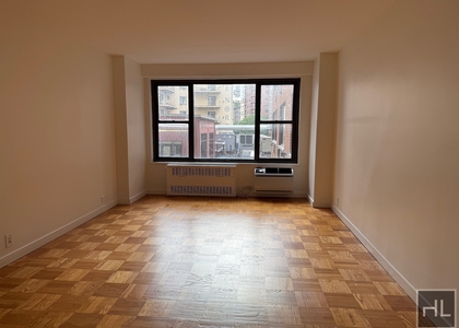 Fourth Avenue - Photo 1