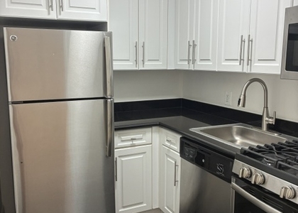 151 West 16th Street - Photo 1