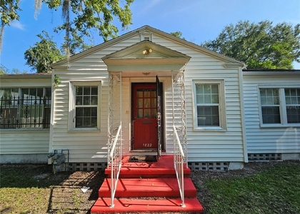1822 Nw 6th Avenue - Photo 1