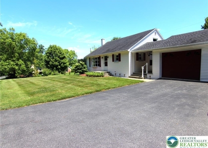 151 Dogwood Drive - Photo 1