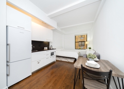 W 91ST ST - Photo 1