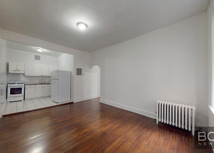 922 Third Avenue - Photo 1