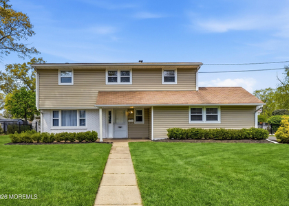 4 Cheryl Drive - Photo 1