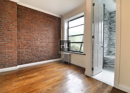 East 102nd Street - Photo 1
