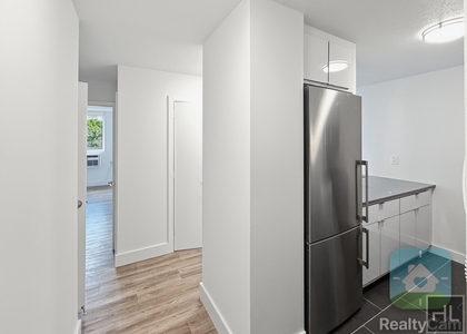 2nd Avenue - Photo 1