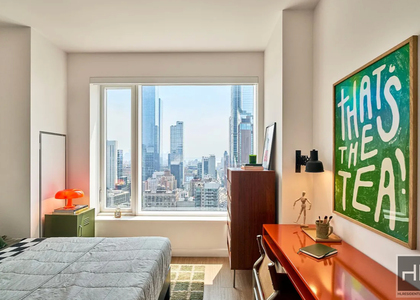 10th Avenue - Photo 1