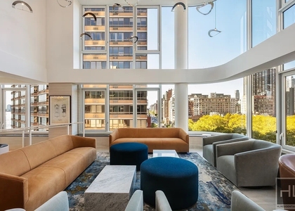 1st Avenue - Photo 1