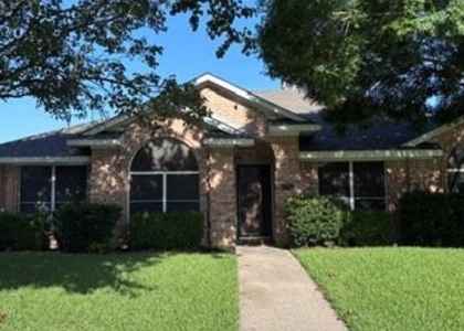 1300 Rosewood Lane - Photo 1
