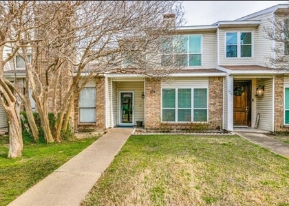 524 Josephine Street - Photo 1