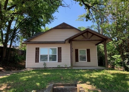 808 W Hull Street - Photo 1