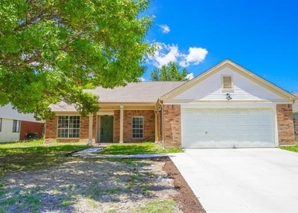 7801 Estates Way - Photo 1