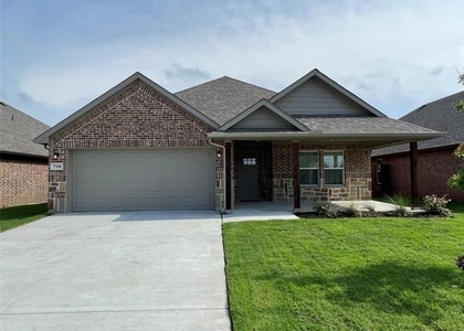 708 Tippit Lane - Photo 1